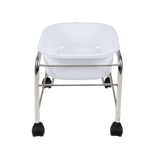 Straight pedicure tray with chrome wheels