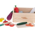 Wooden vegetables to cut with a magnet in a box+accessories