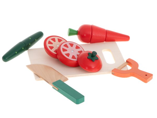 Wooden vegetables to cut with a magnet in a box+accessories