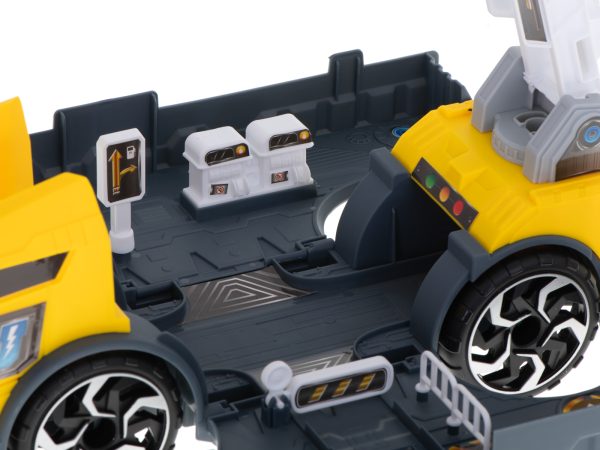 Toy Truck 2in1 with accessories