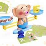 Educational weighing scales learning to count piggy large