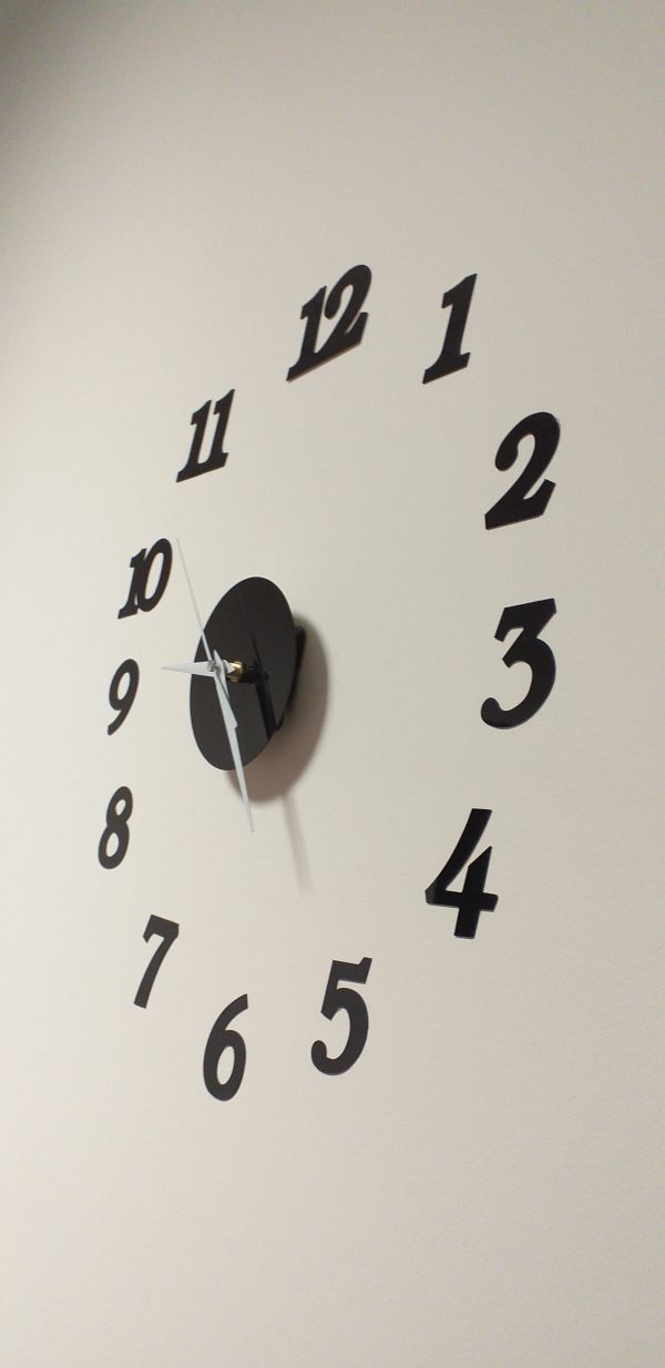 Wall clock black 12 hours