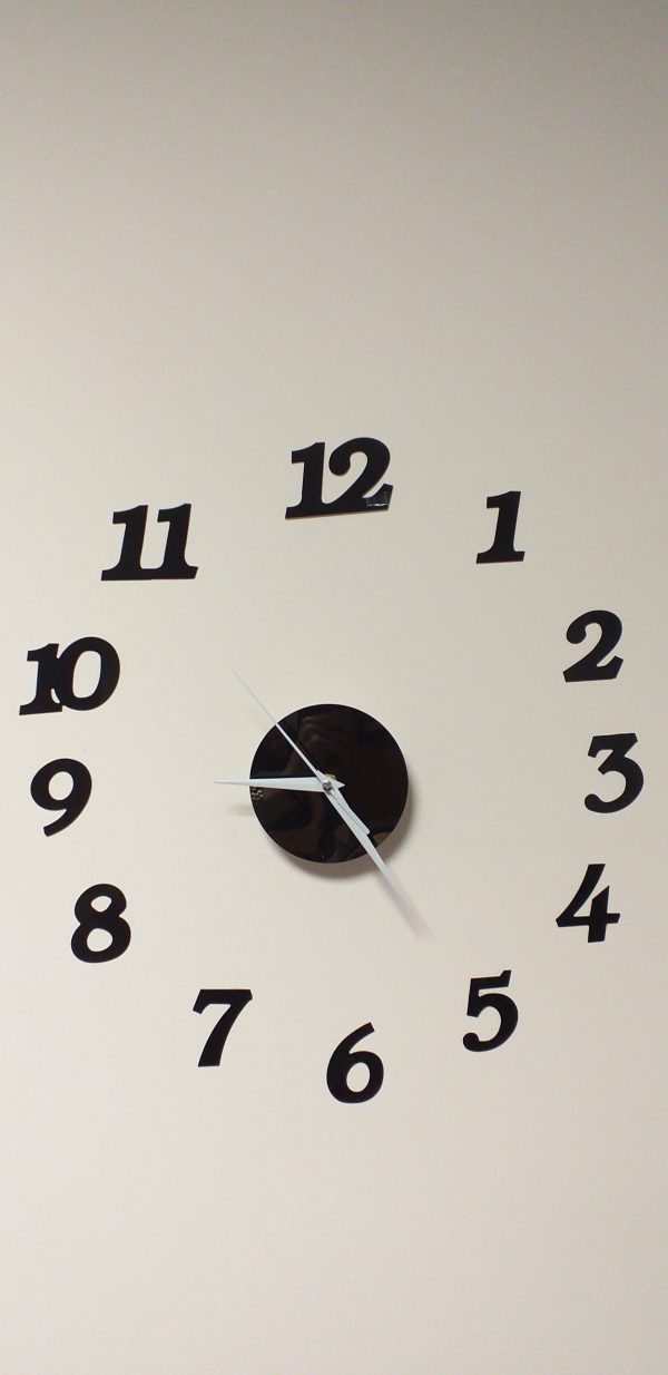 Wall clock black 12 hours