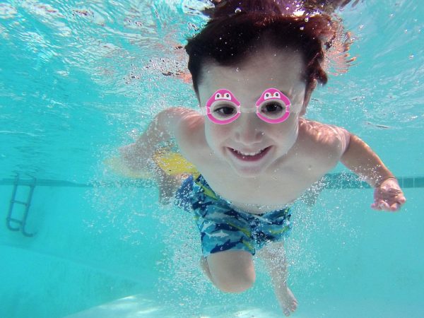 Children's swimming goggles mask penguin