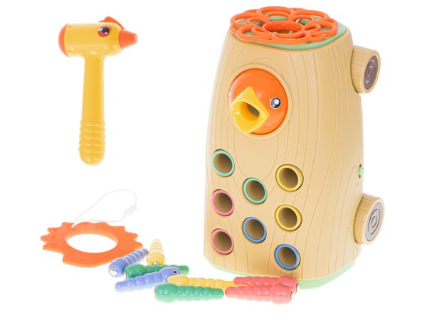 Magnetic game feed the bird on wheels