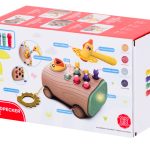 Magnetic game feed the bird on wheels
