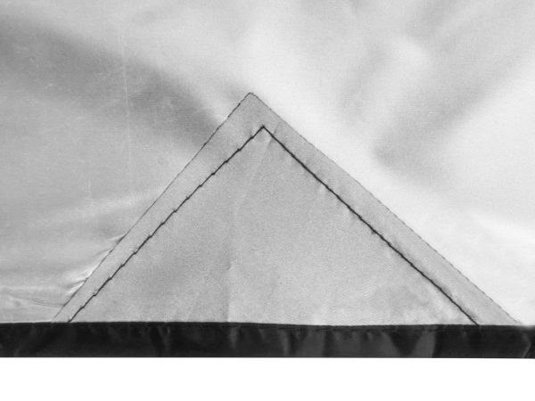 Magnetic windscreen curtain sunshade
