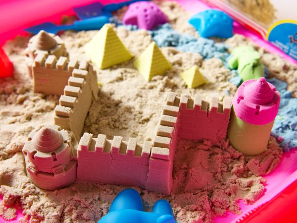 Kinetic sand in a box 2kg molds pink