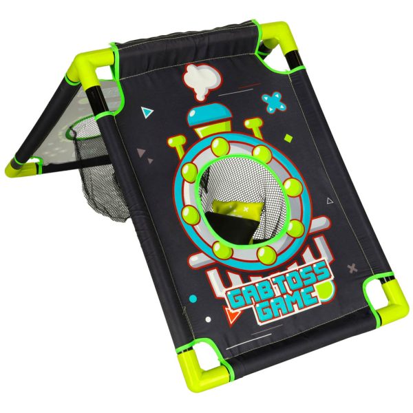 Dexterity game throwing bags to the target