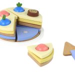 Wooden Cake Cake Pieces 8 pieces