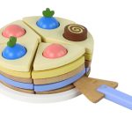 Wooden Cake Cake Pieces 8 pieces