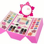 Makeup Bag Set Pink Eyeshadows.